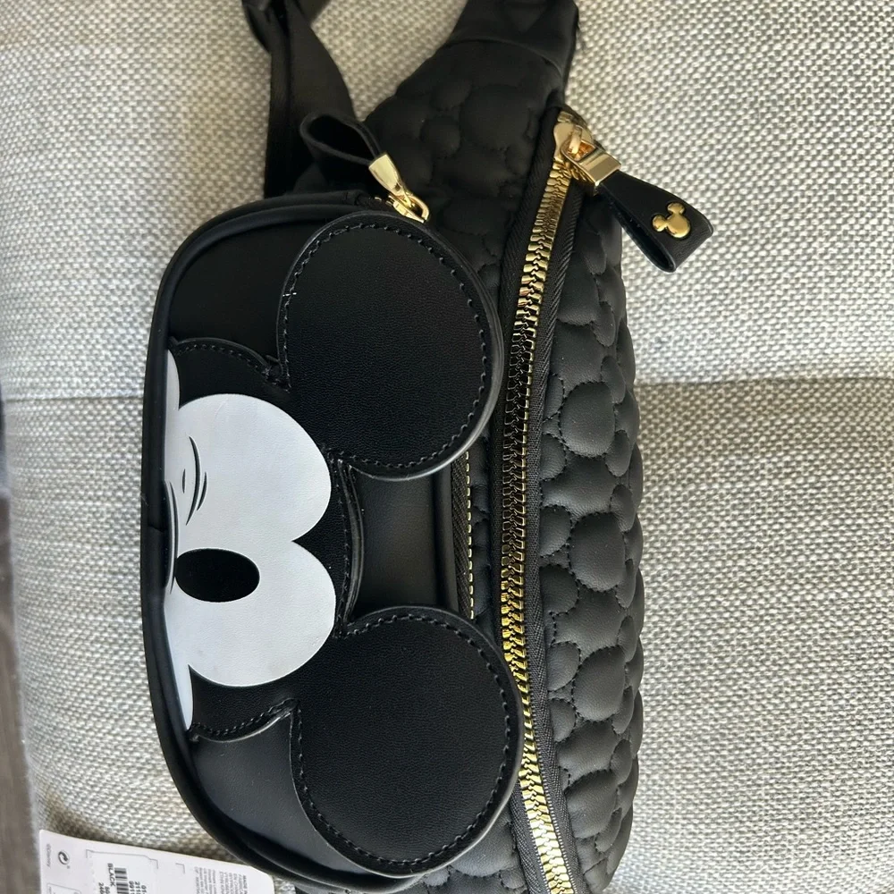 NWT Black and White Mickey Mouse Fanny pack Bag - Picture 2 of 6